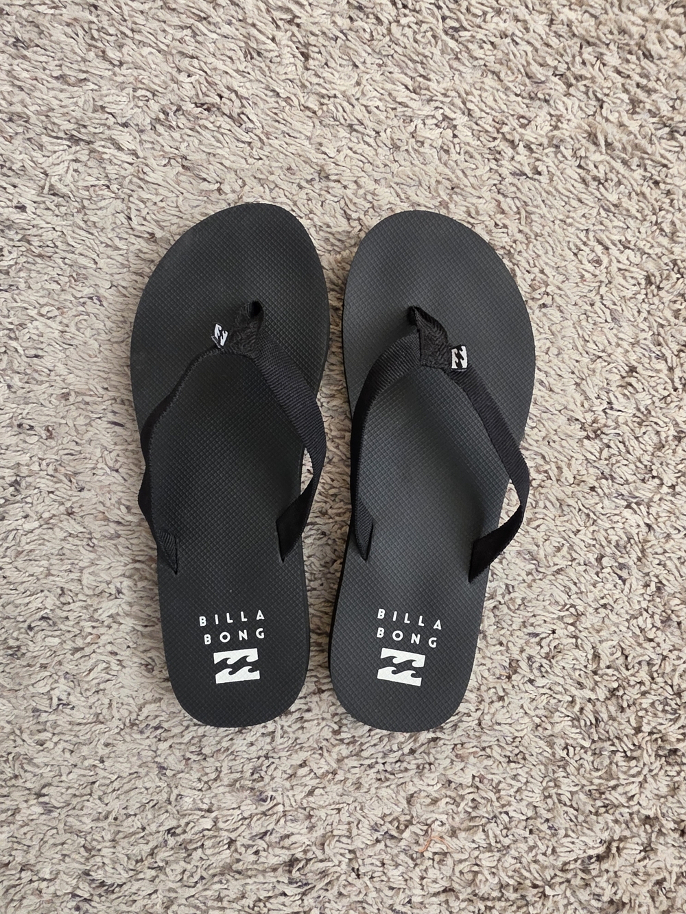 EUC Billabong Flip-flops Size 5